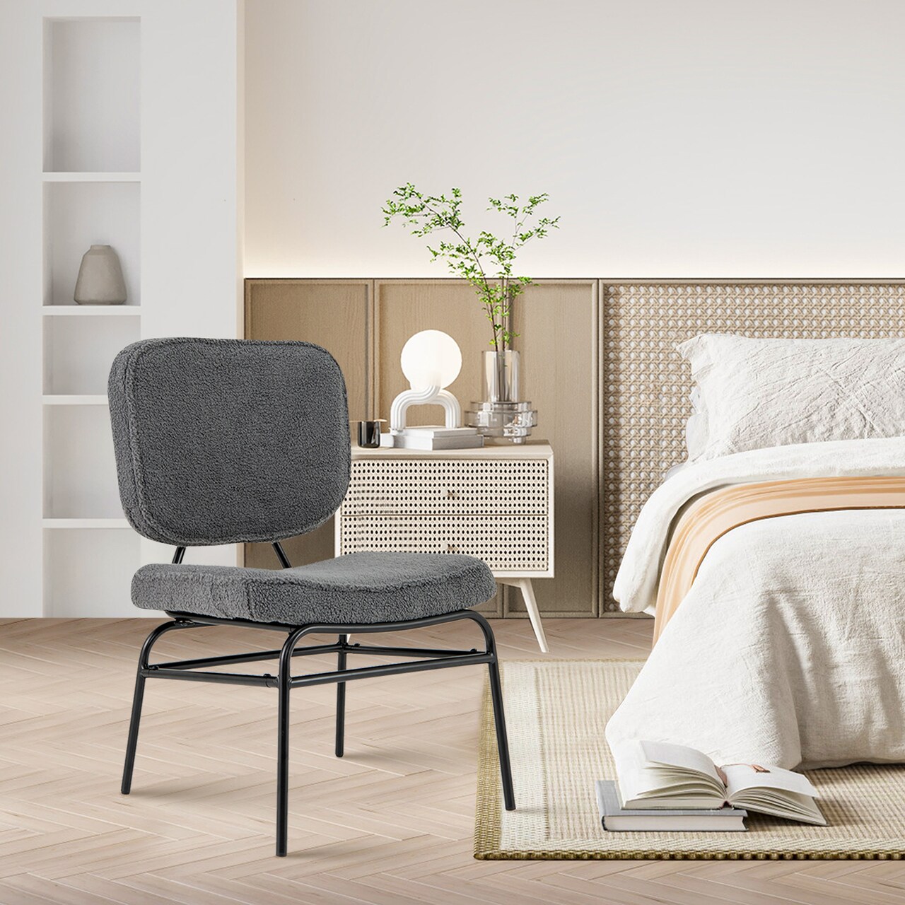 Upholstered Sherpa Accent Chair: Cozy Reading Chair with Soft Sponge Padding